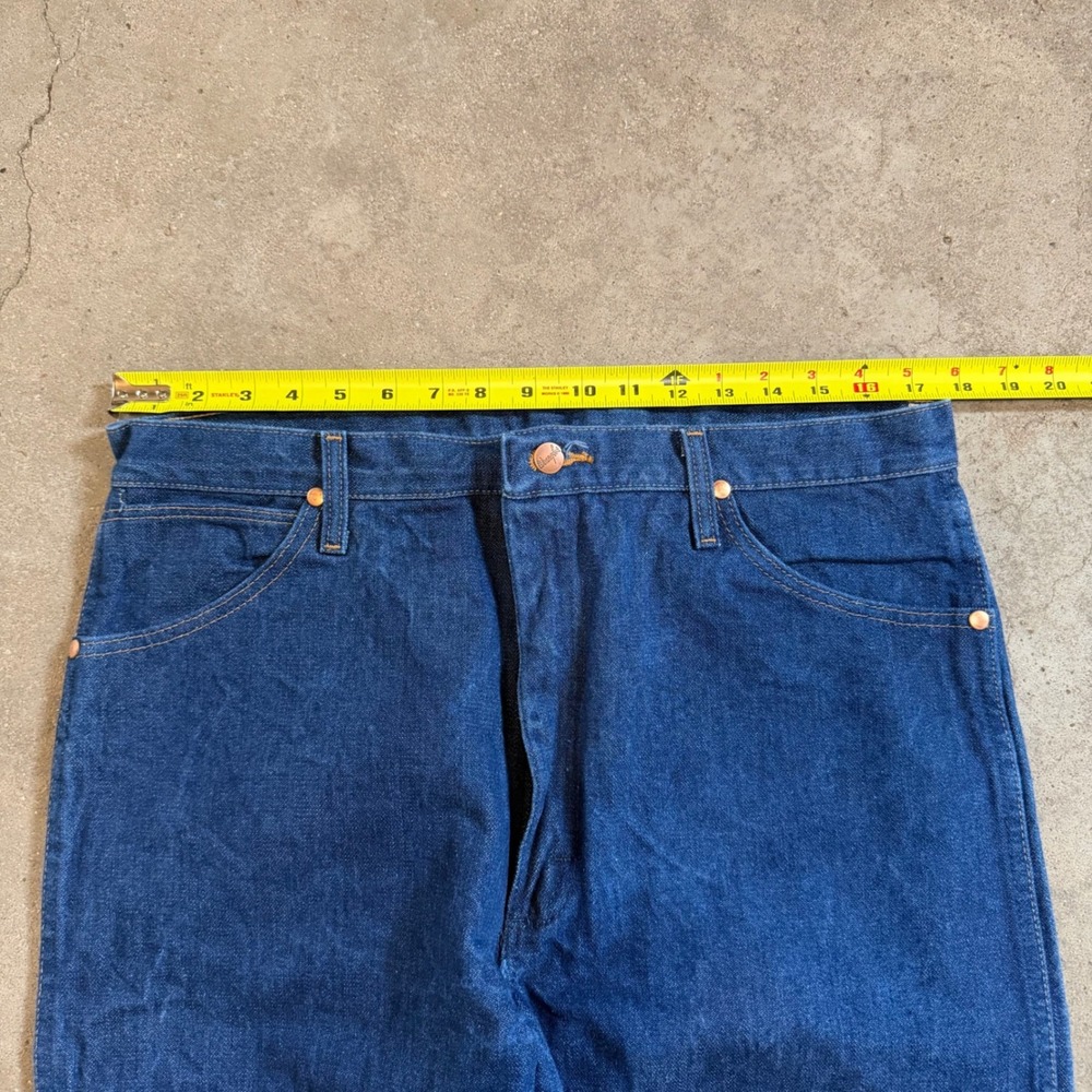 Wrangler 13MWZ Jeans Men 37x36 (Fits 35x36) Blue Cowboy Cut Rigid Indigo Denim - Picture 5 of 9
